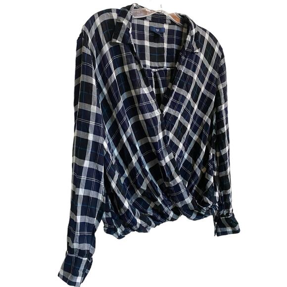 Gap Surplice Wrap-Front Shirt in Navy/White/Blue Plaid M - Picture 5 of 9
